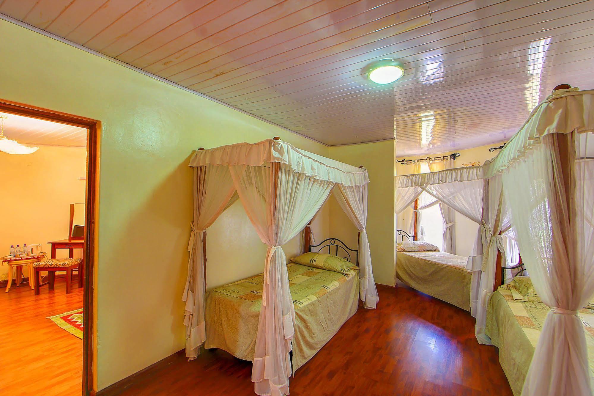 Poa Place Resort Eldoret Exterior foto